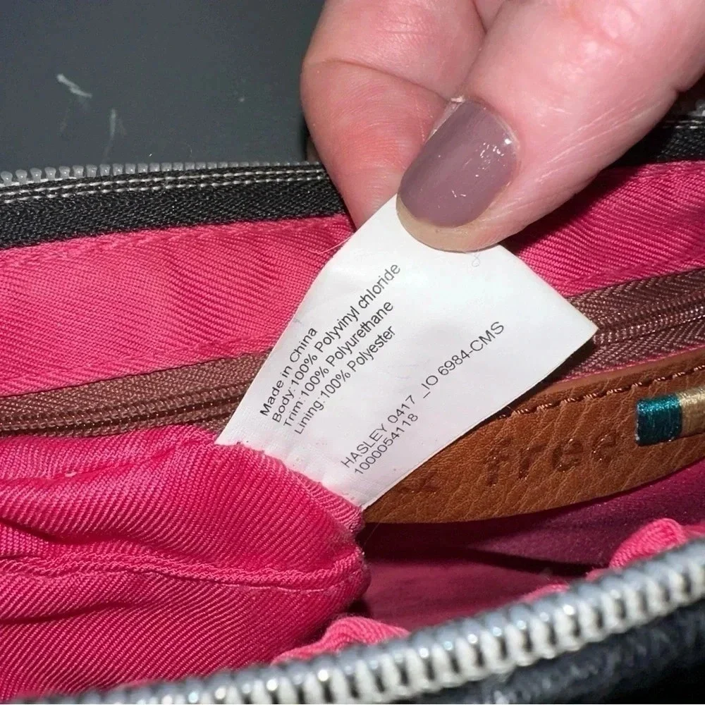 The Sak Crossbody Bag Small Black White Striped Wristlet Convertible Casual‎